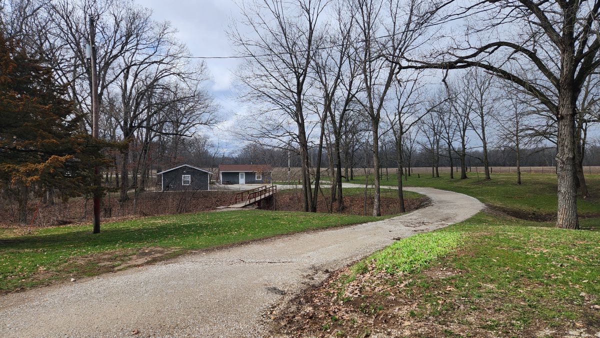 Cabin 7/8
